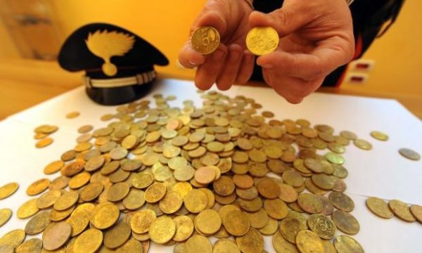 Puglia, sequestrate 510 monete false